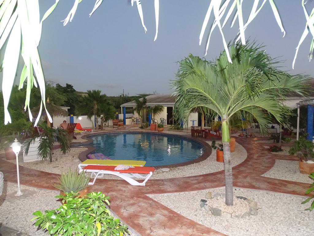 Hacienda Wayaca Apartments Oranjestad Extérieur photo