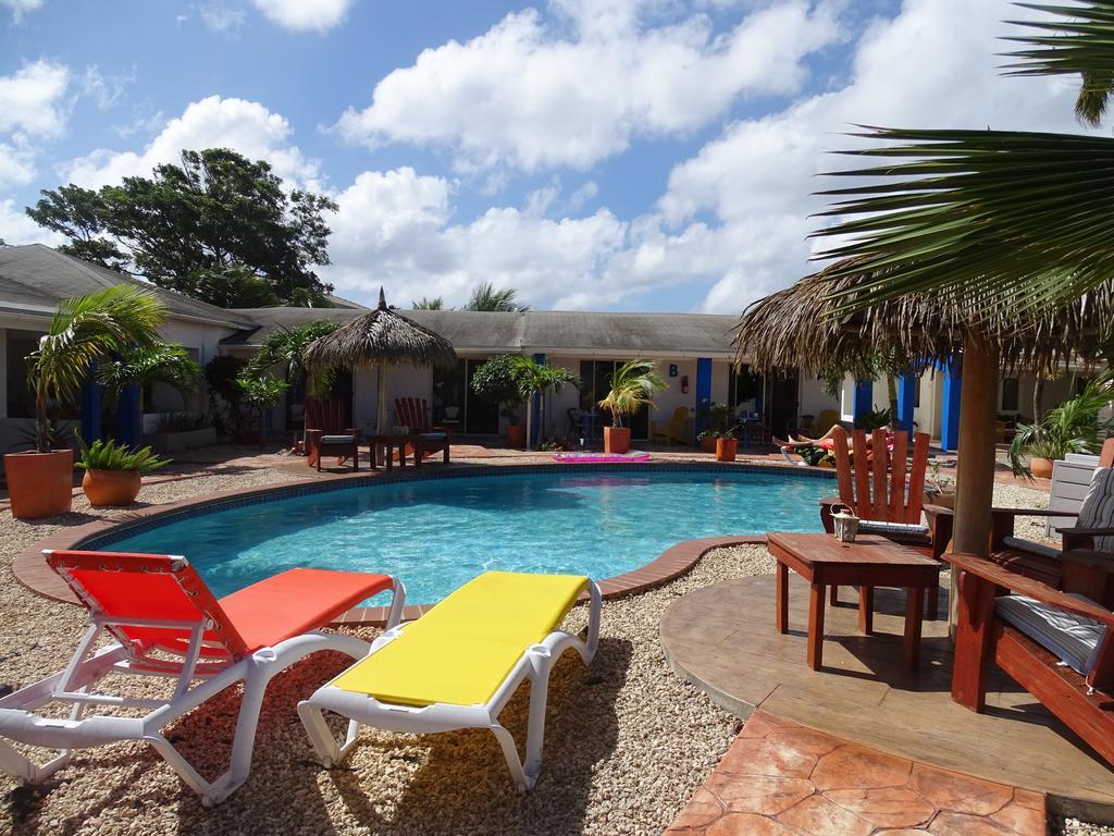 Hacienda Wayaca Apartments Oranjestad Extérieur photo