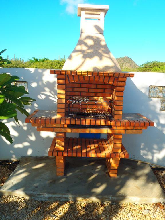 Hacienda Wayaca Apartments Oranjestad Extérieur photo