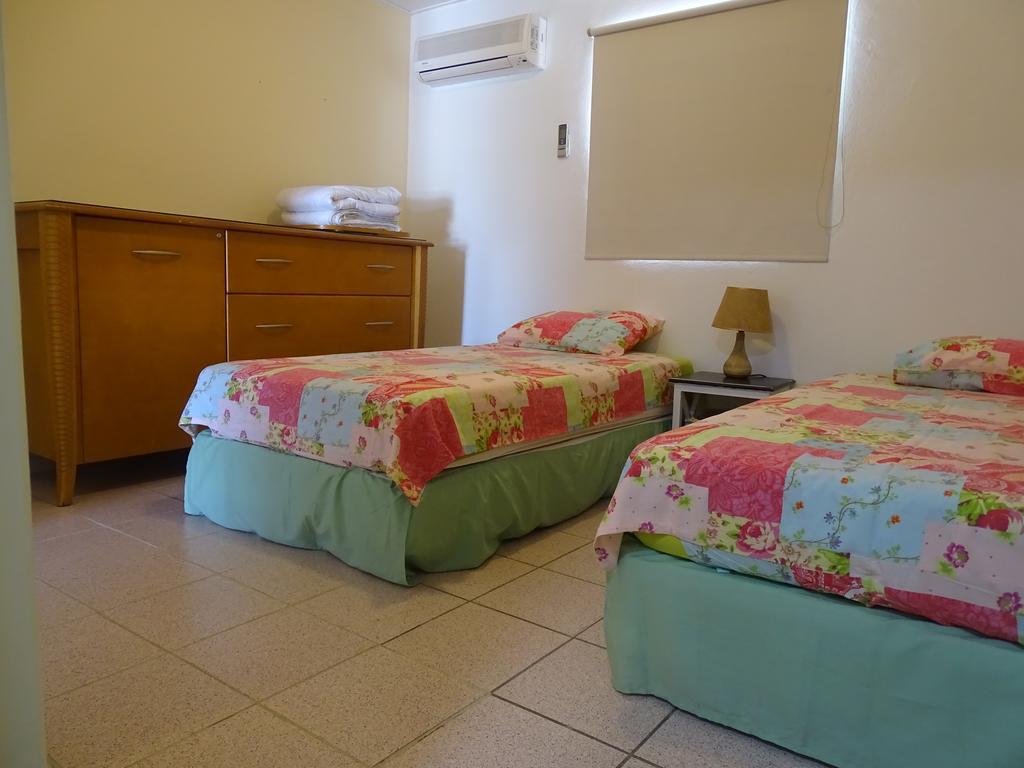 Hacienda Wayaca Apartments Oranjestad Extérieur photo
